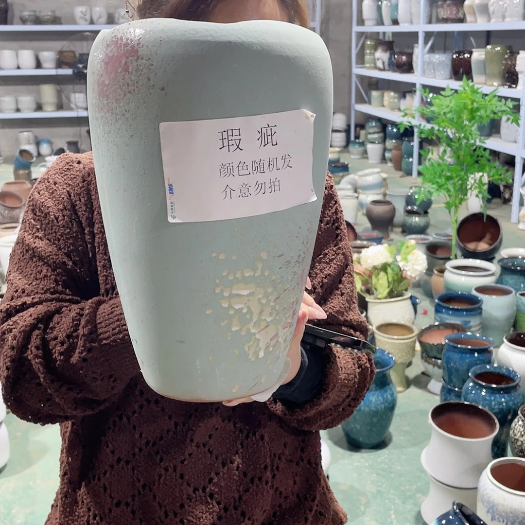 红陶瑕疵高31/17一个