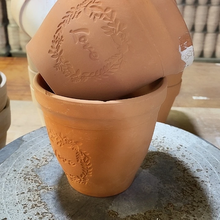 红陶花盆7-12×11-2