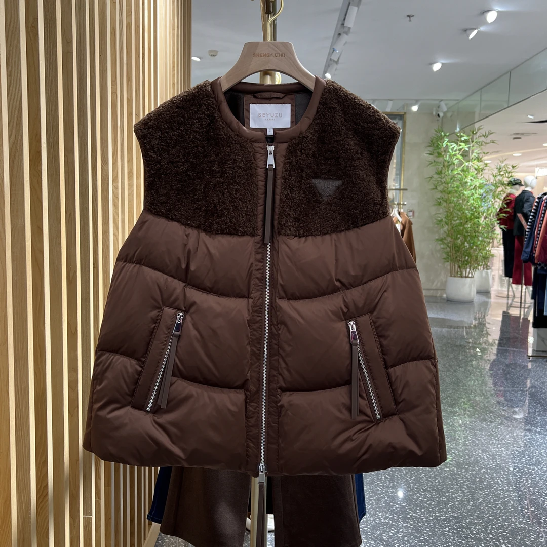 声雨竹7R871冬季新品时髦个性厚马甲厚款休闲风短款连帽保暖百搭