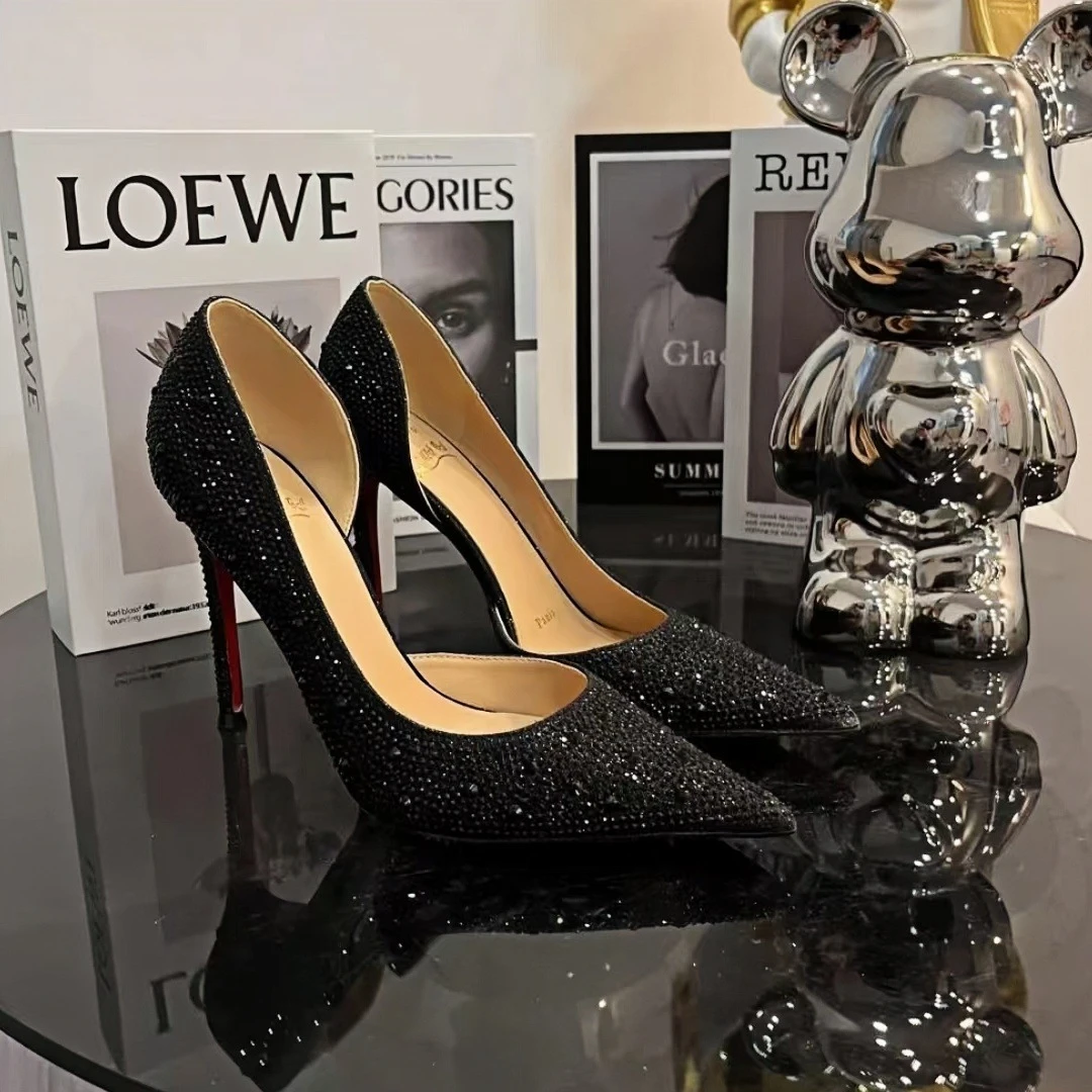 【羊皮】红底侧空水钻冬季时尚百搭单鞋细跟气质尖头女鞋黑色高跟鞋