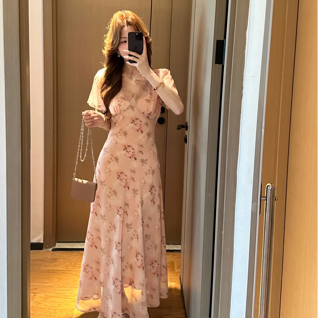 复古法式碎花吊带连衣裙女夏季新款设计感小众收腰显瘦长裙