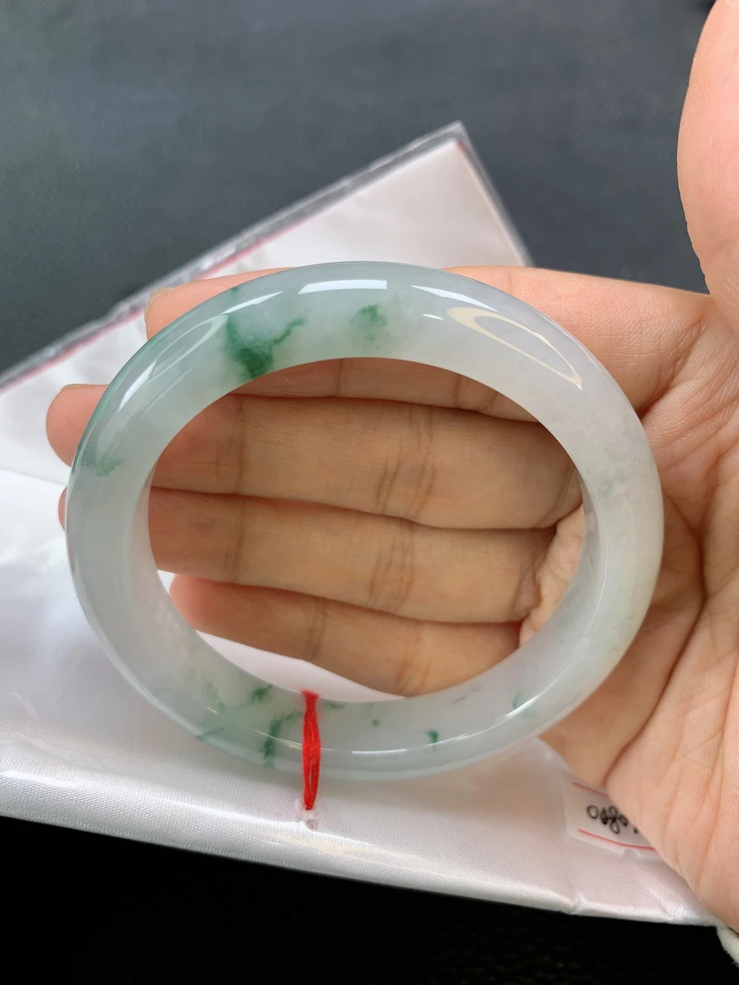 55圈口天然缅甸A货糯冰飘花翡翠手镯女