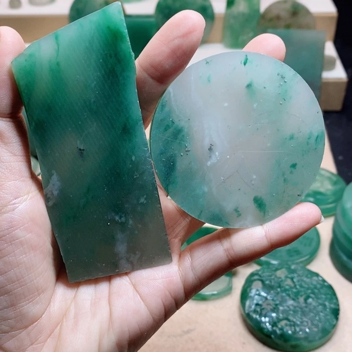 未镶嵌石英质玉珠宝奇石非洲翠