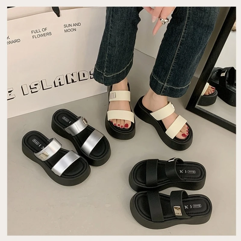 厚底拖鞋女夏外穿2025新款高级感沙滩凉鞋网红超火休闲凉拖鞋松糕