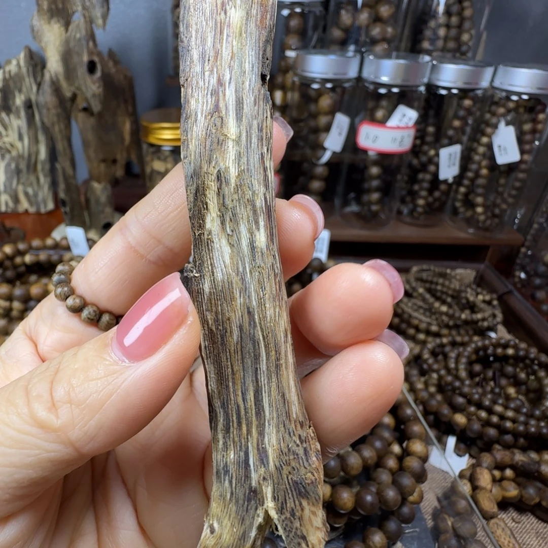 沉香碎屑沉香14克原料