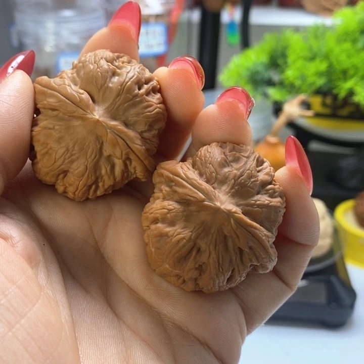 文玩核桃把件3**2元宝色差