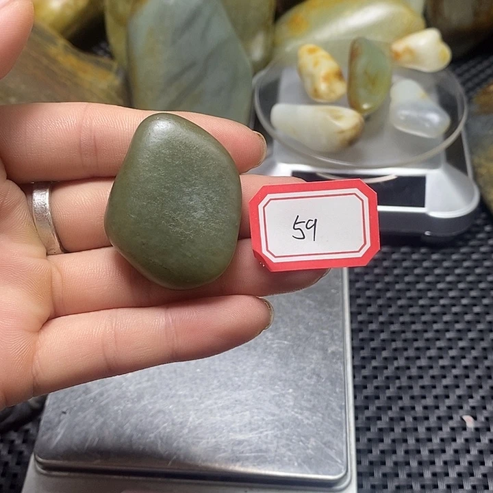 和田玉未镶嵌珠宝奇石59