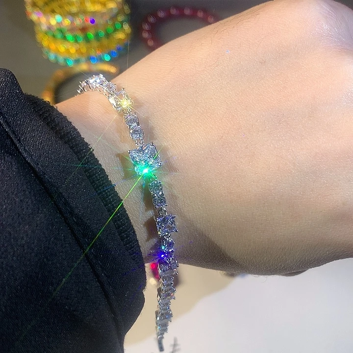 非金属17手链。