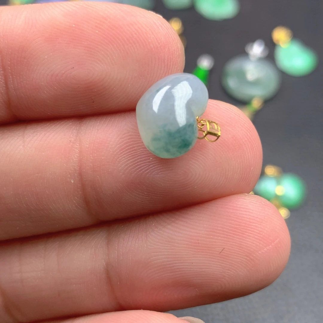 【闪购商品】颈饰18K金镶嵌翡翠翡翠