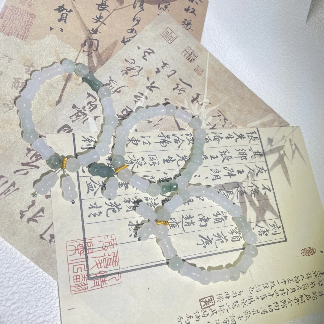 天然玉石 新飘花精美竹节葫芦玉手串多样性发货 拍一发一T119