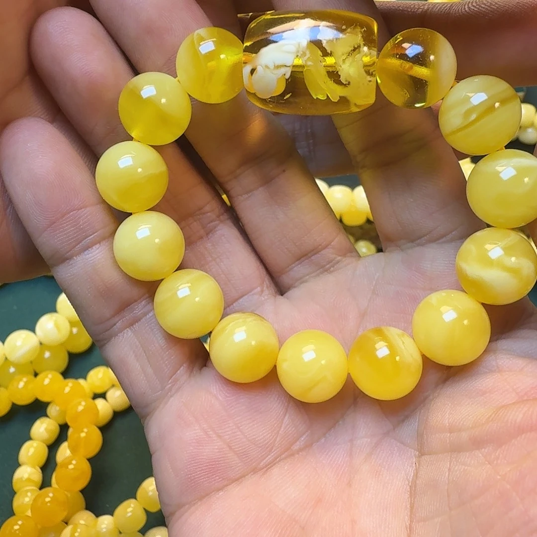 奶***呼蜜蜡未镶嵌珠宝奇石