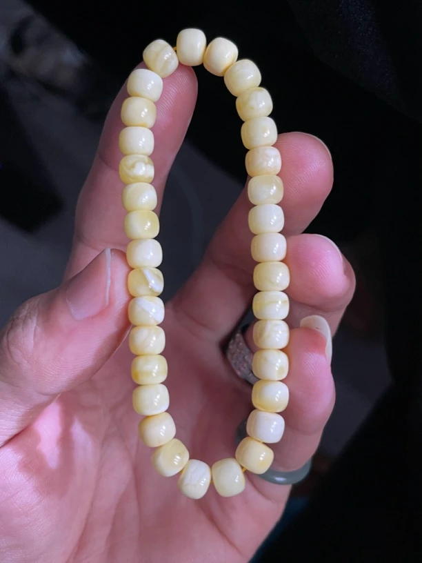 俄料浓白蜡老型手串