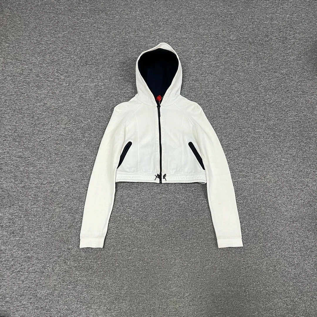 99新 AMIPARIS Burberry 短款运动卫衣外套 M码