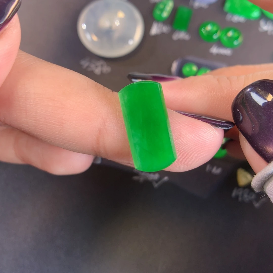 翡翠散珠翡翠16.49-8.03-1.71