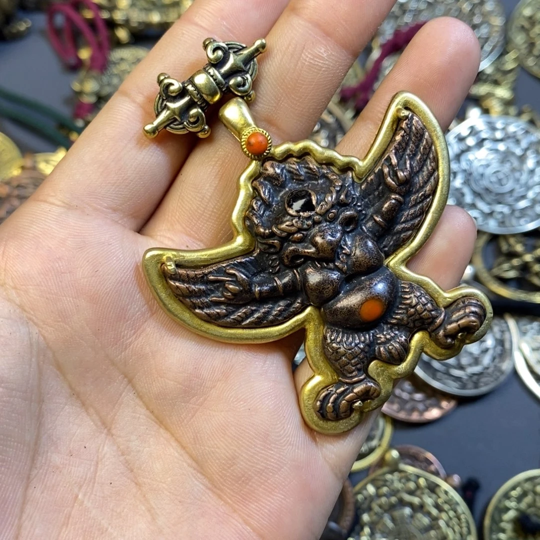 ****飞藏式大鹏鸟牌子搭配