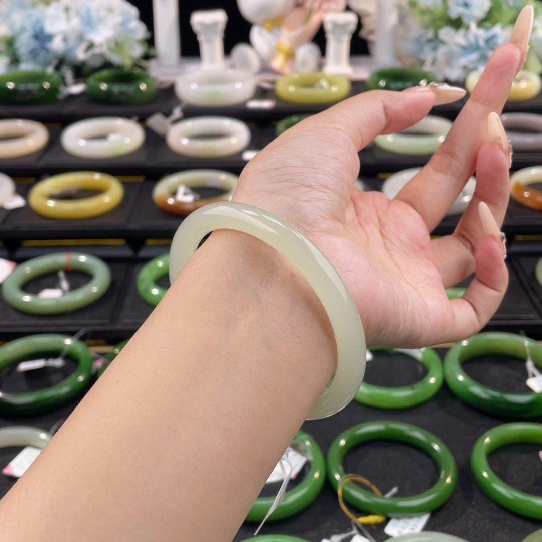 和田玉未镶嵌手镯青海荔枝冻58mm