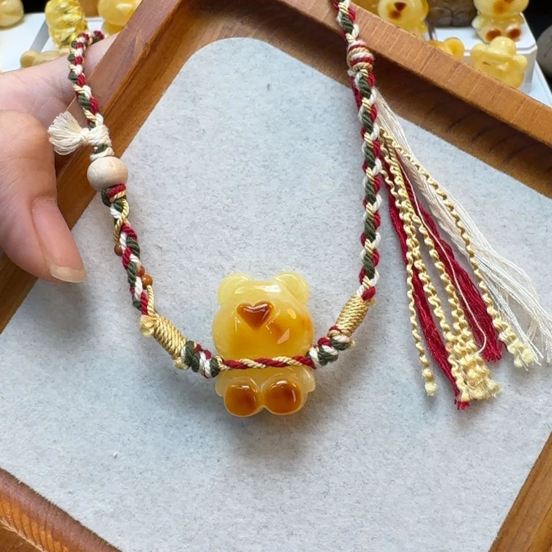 未镶嵌琥珀珠宝奇石