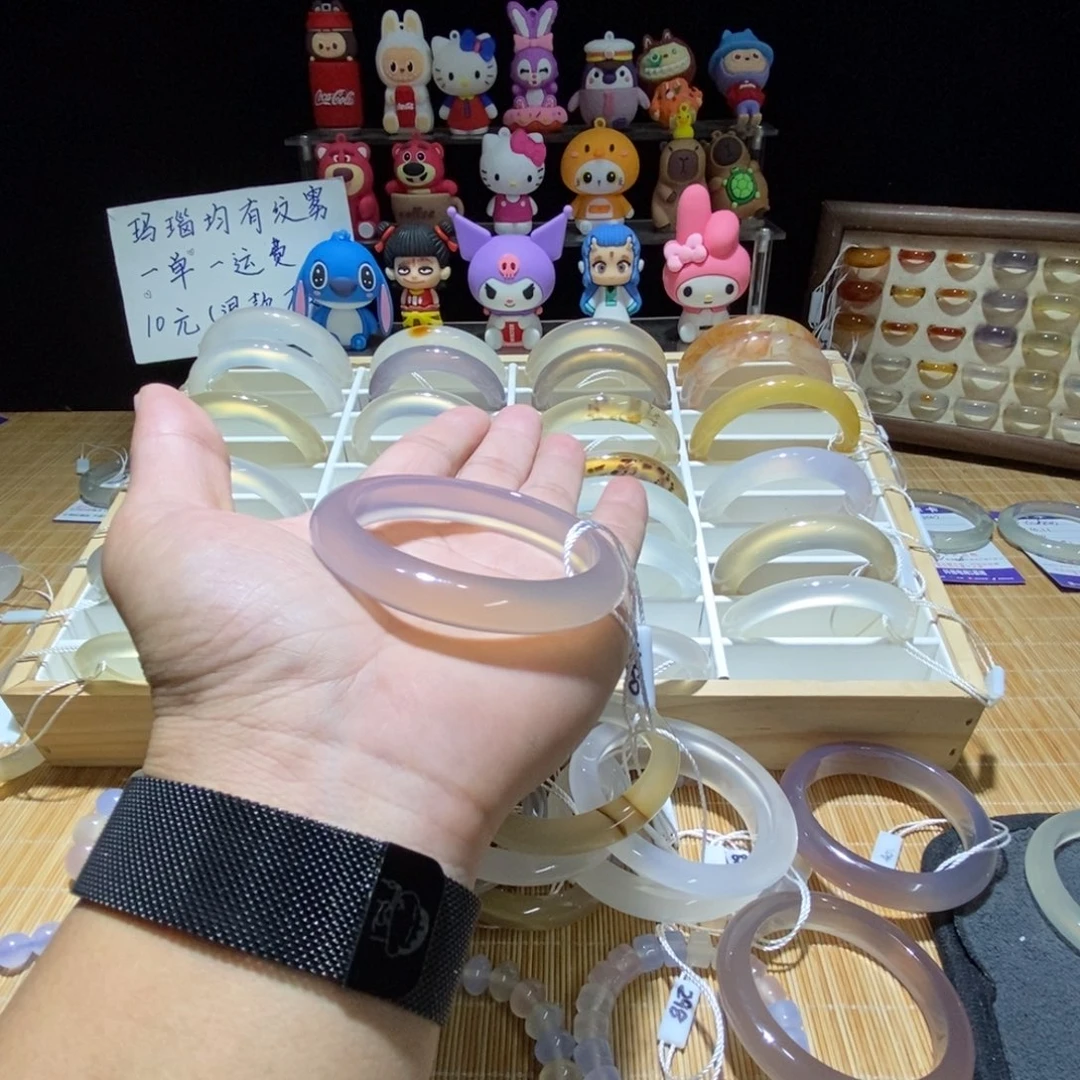 玛瑙/玉髓未镶嵌手镯