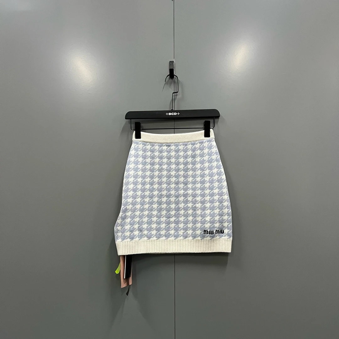 未使用 MIU MIU/缪缪 zz 刺绣logo千鸟格针织短裙 38码/609274