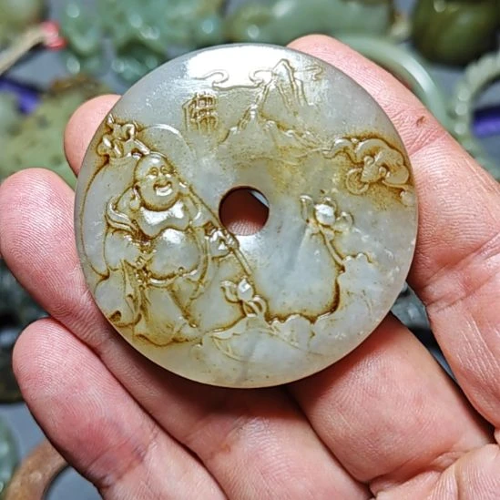 颈饰未镶嵌和田玉