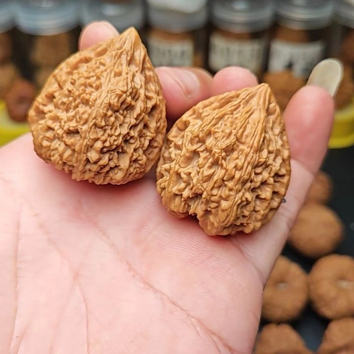 文玩核桃把件全品塔尖