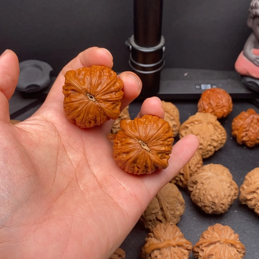 王***把件文玩核桃37铁锤修