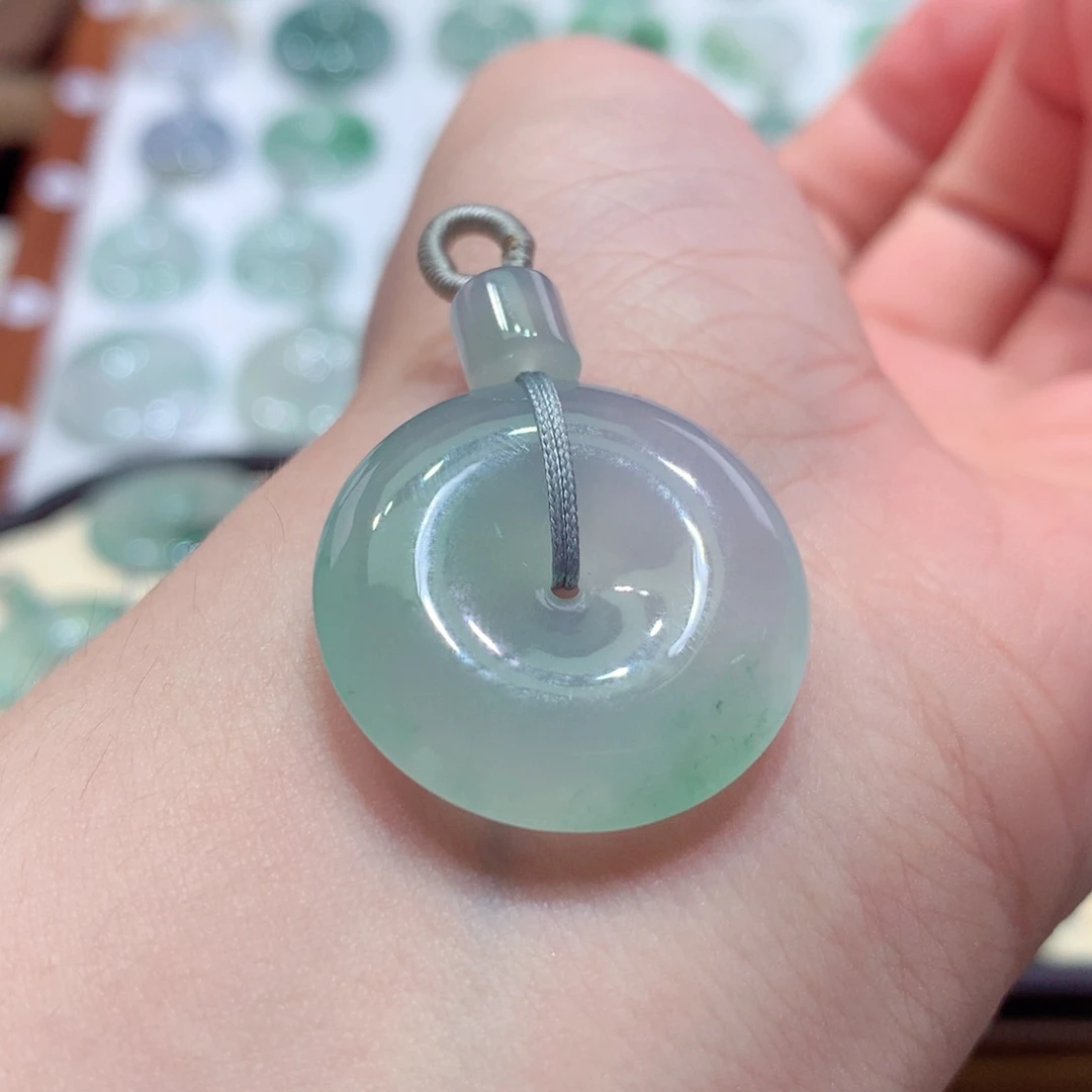 翡翠未镶嵌颈饰平安扣26.9-5.9