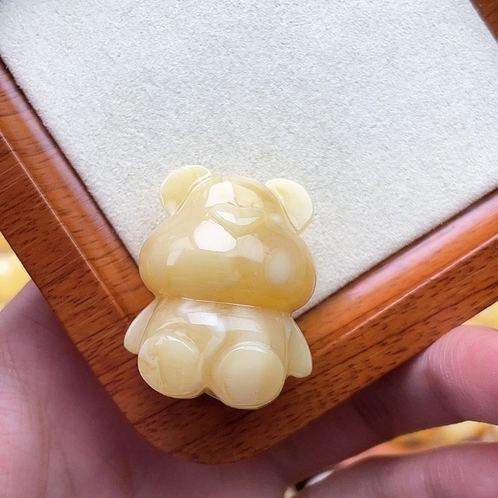 琥珀裸石未镶嵌蜜蜡