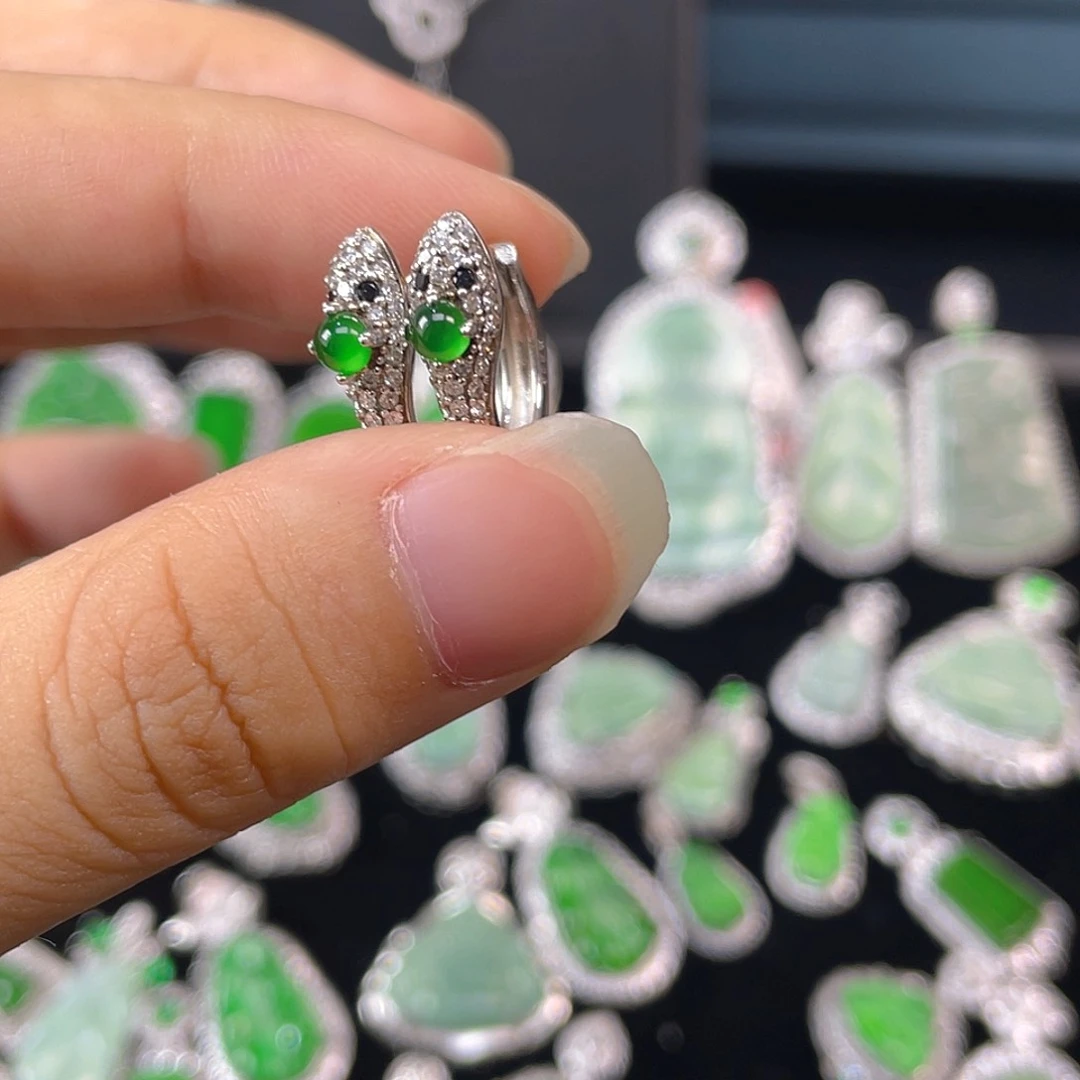 银S925镶嵌翡翠耳饰耳钉