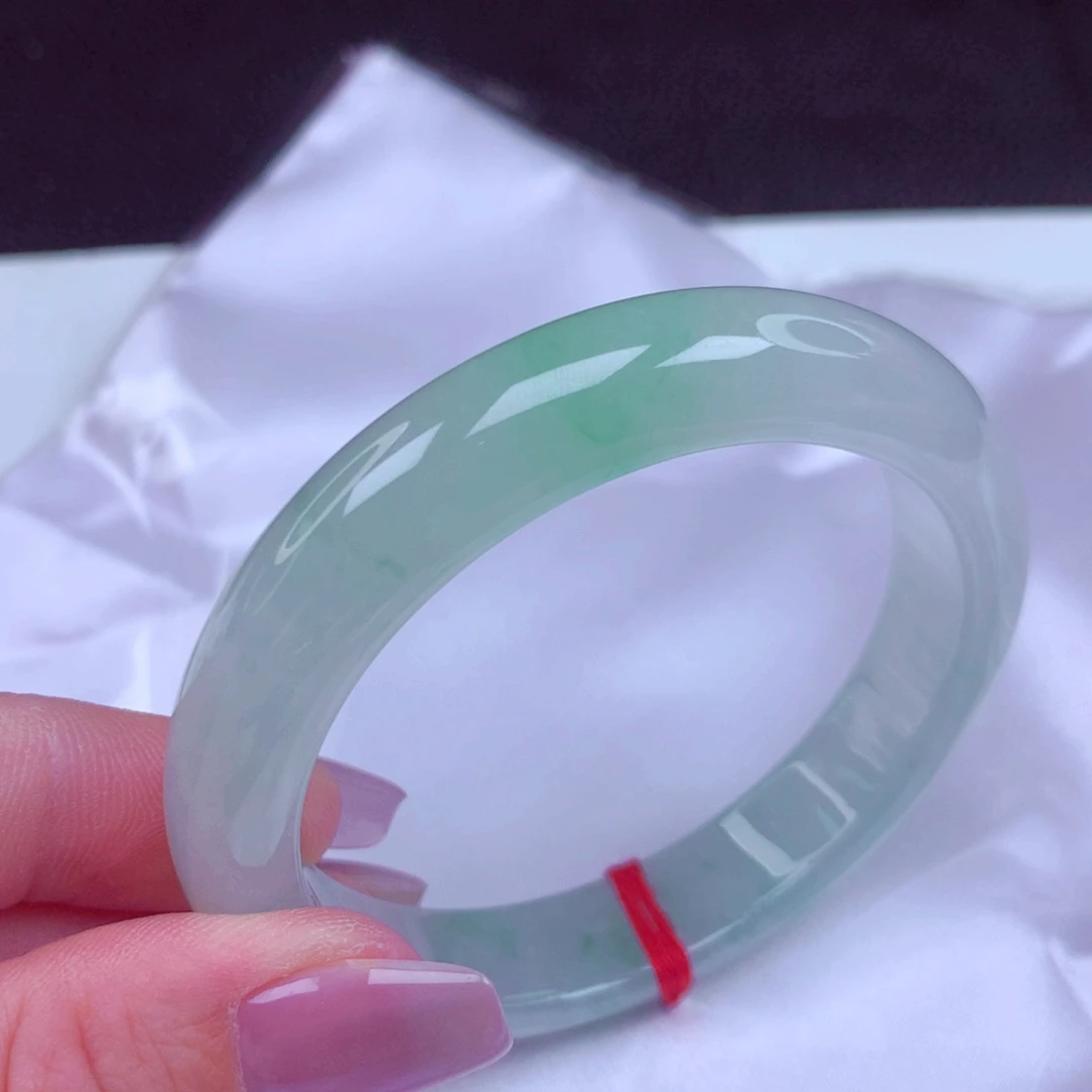 翡翠未镶嵌手镯手镯