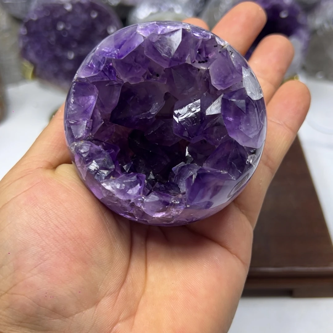 罗***…未镶嵌大型摆件（非配饰）水晶