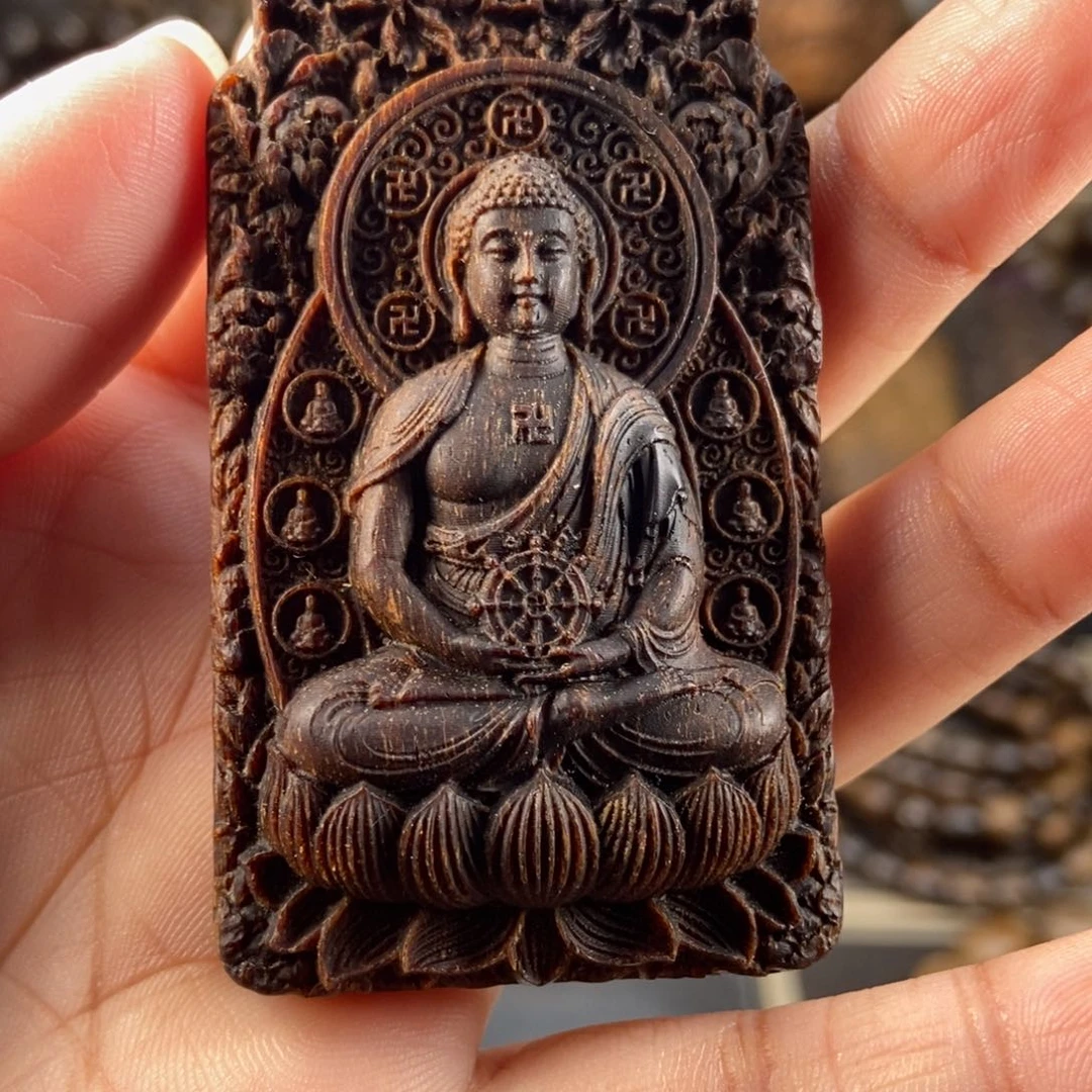 沉香木吊坠情**坚越南富森红土