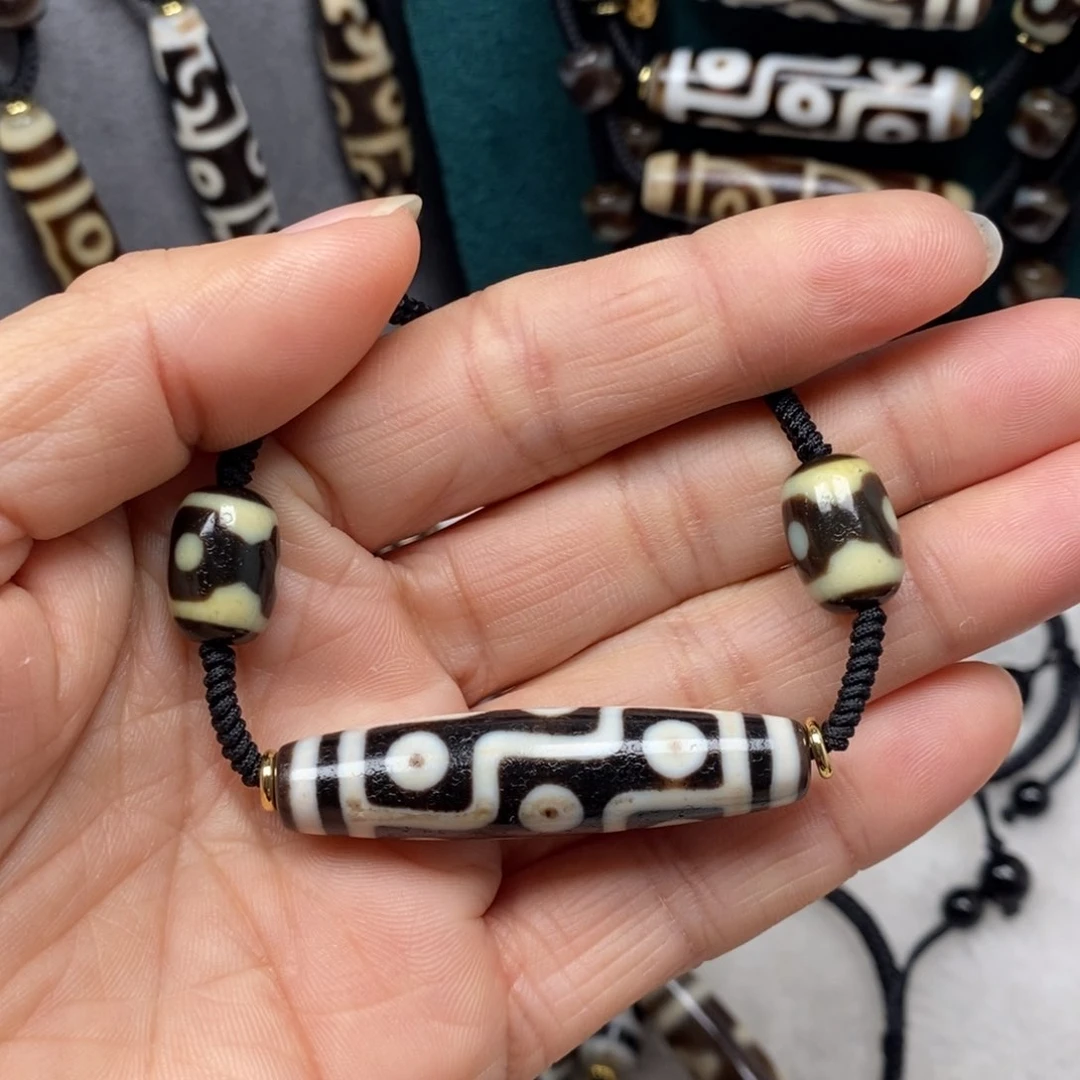 玛瑙/玉髓颈饰合金