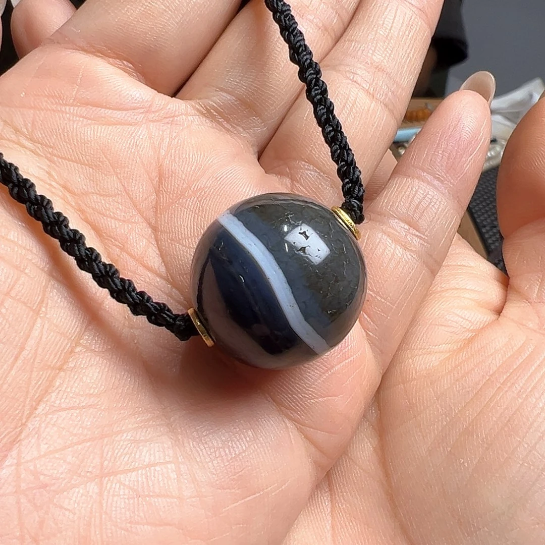 石英石铁合金颈饰