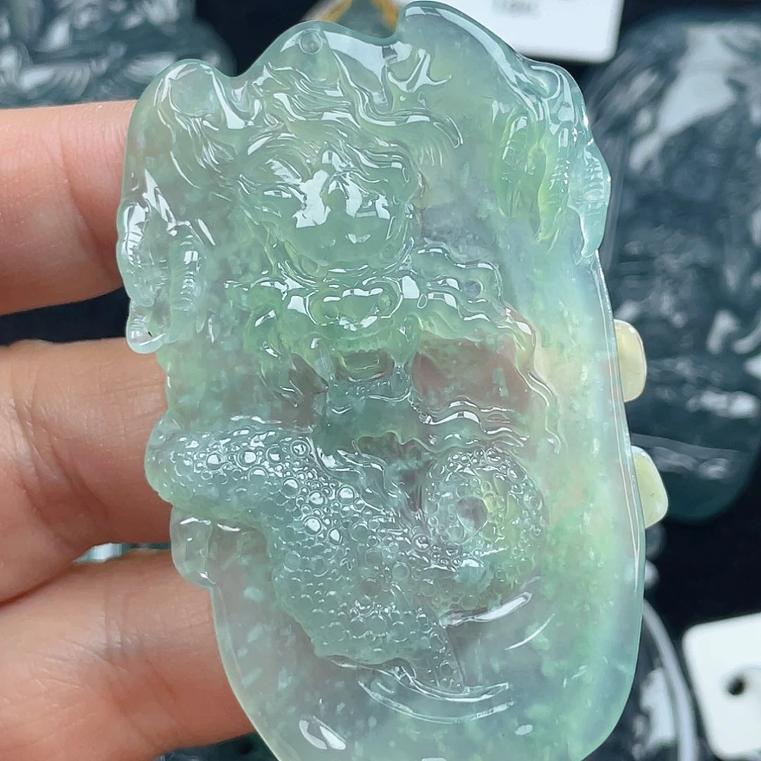 颈饰未镶嵌翡翠4，