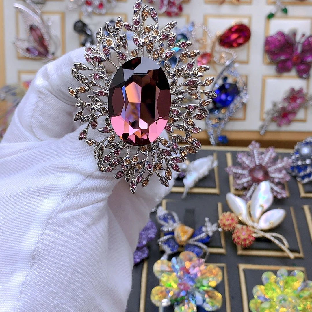铜仿水晶胸针胸针胸花别针