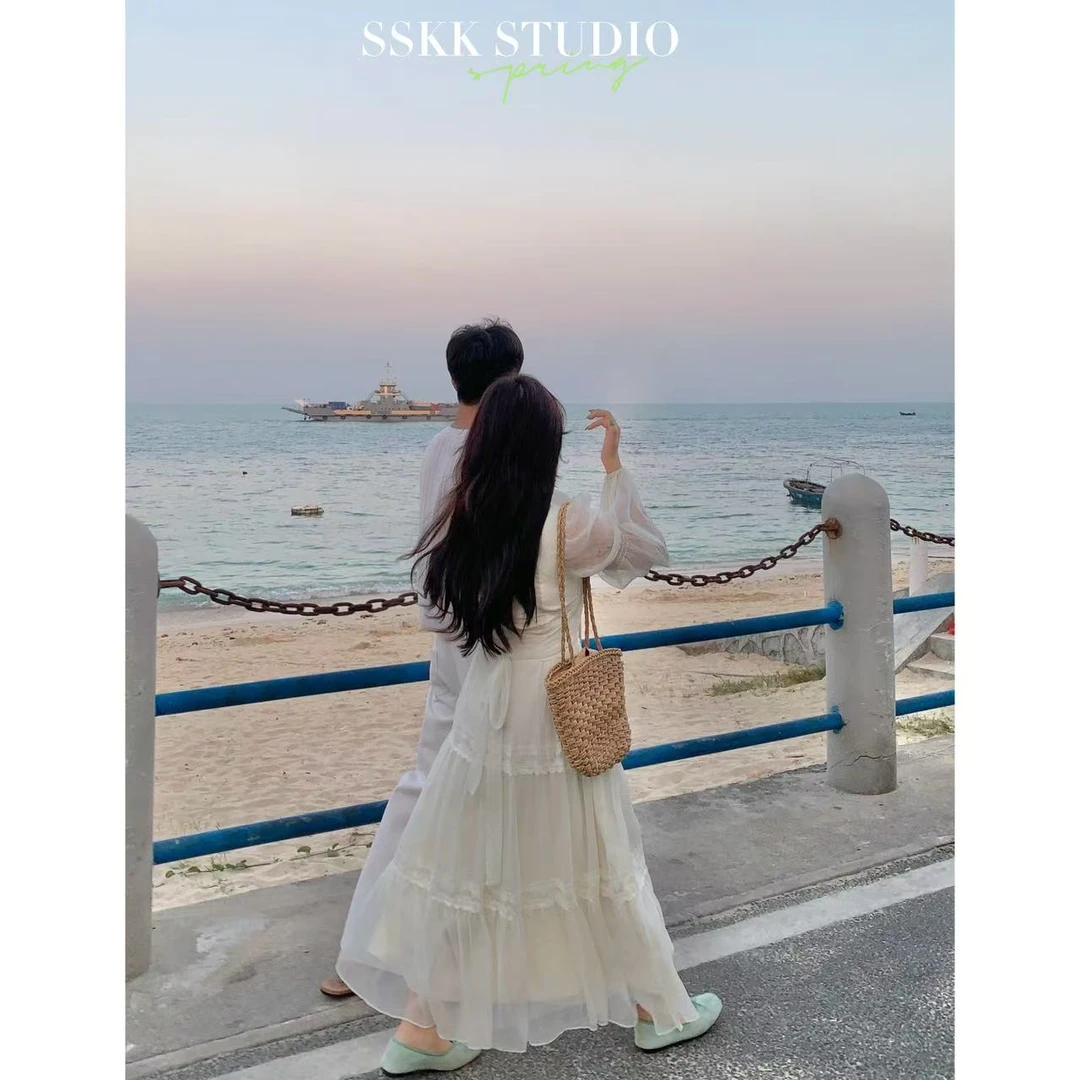 KMZY/KMZY山_山【极简白月光】微胖mm法式方领泡泡袖小众设计连衣裙