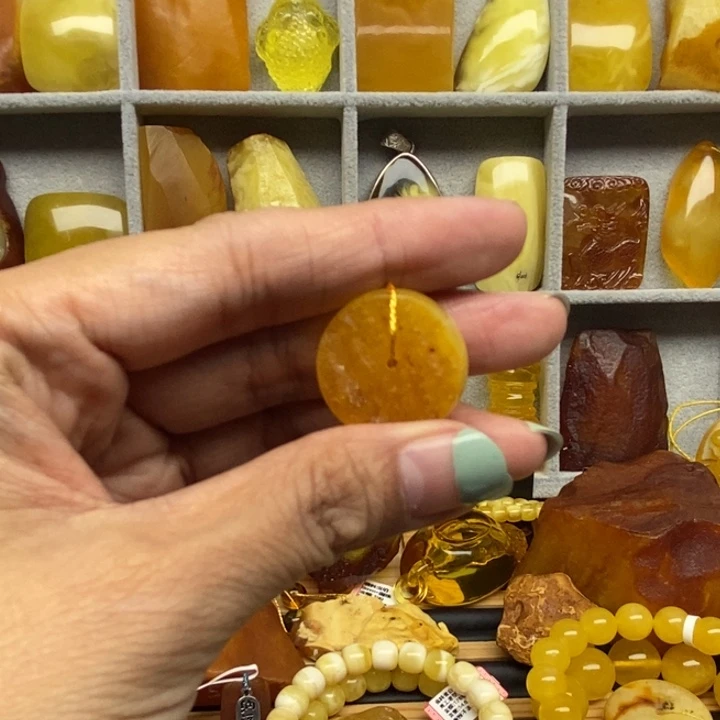 裸石琥珀未镶嵌原石