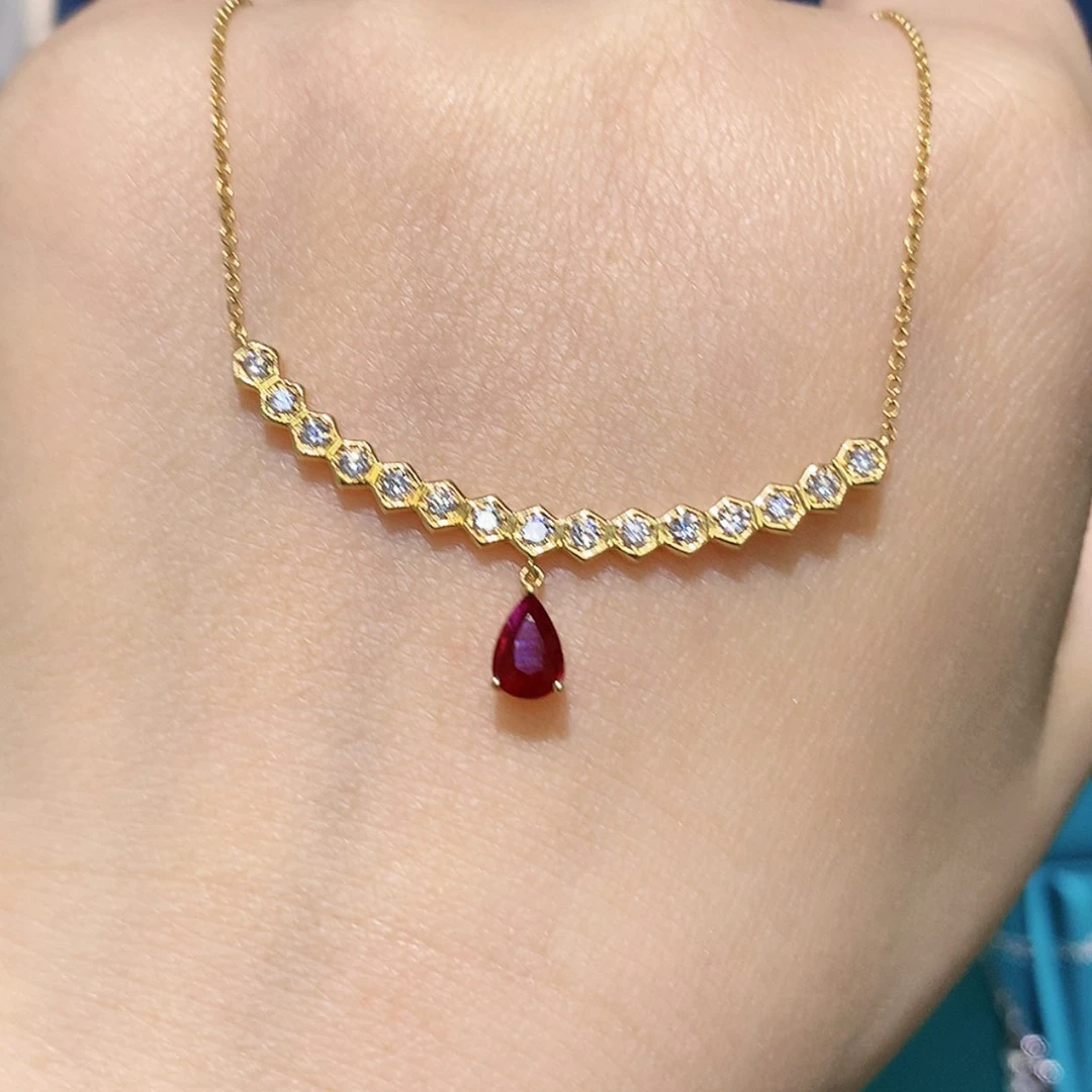 【闪购商品】红宝石颈饰18K金镶嵌