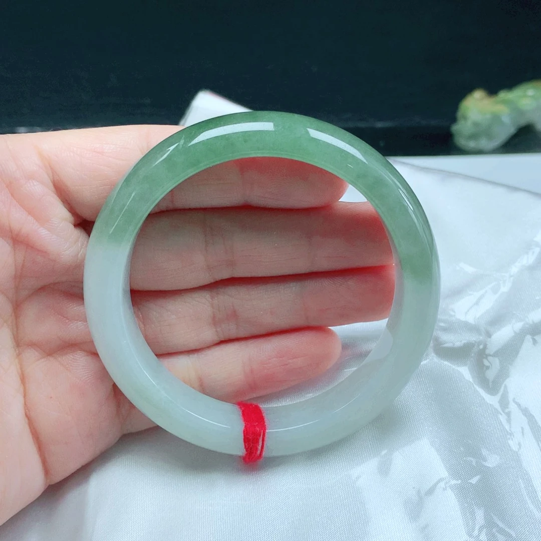 未镶嵌手镯翡翠54