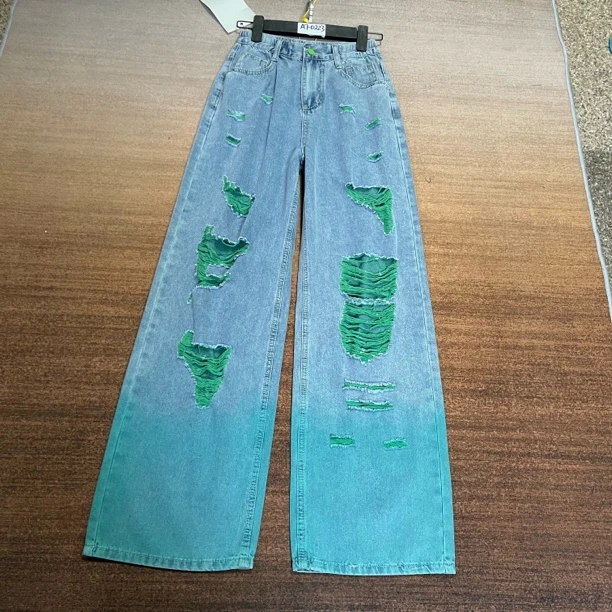 A7-0223 薄款 绿色个性辣妹渐变扎染酷酷破洞直筒裤 无弹(不换退）