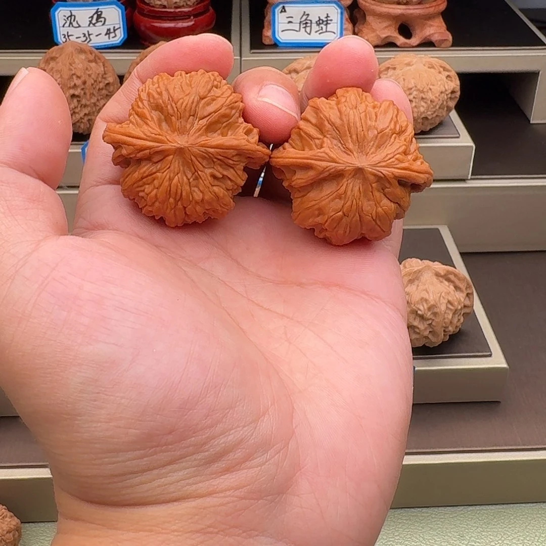 吊坠文玩核桃山地正磨42全品