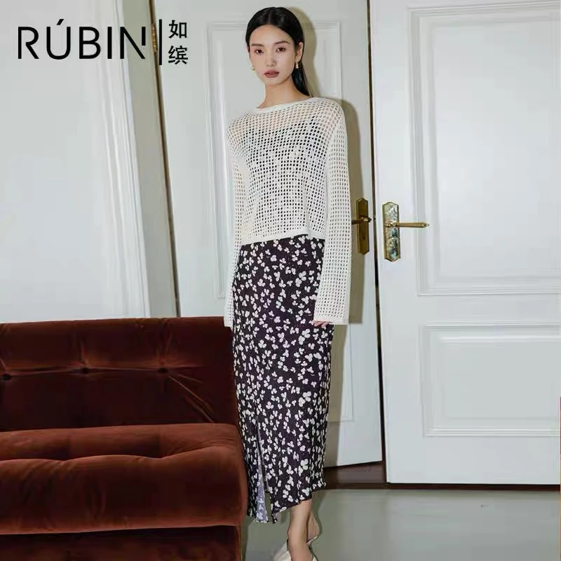 夏季极简风镂空休闲风宽松连衣裙