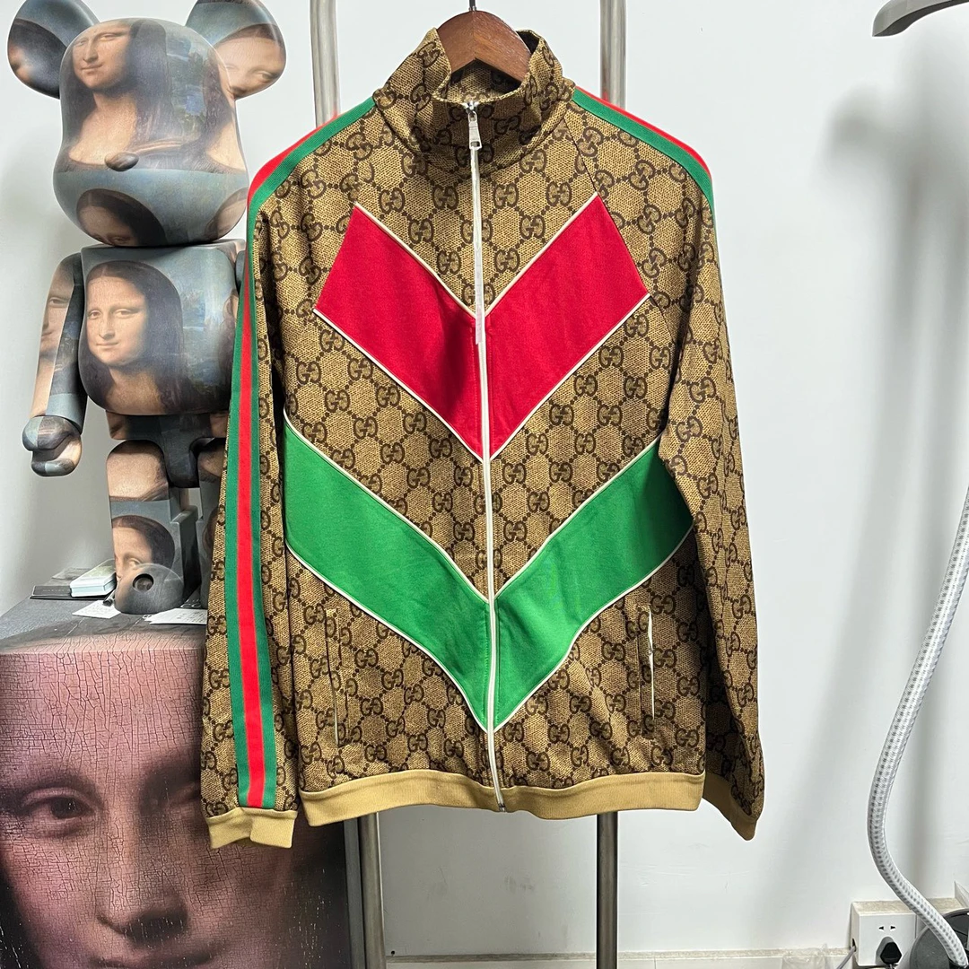 99新 GUCCI/古驰 99新Gucci古驰红绿条纹满印外套 尺码：L