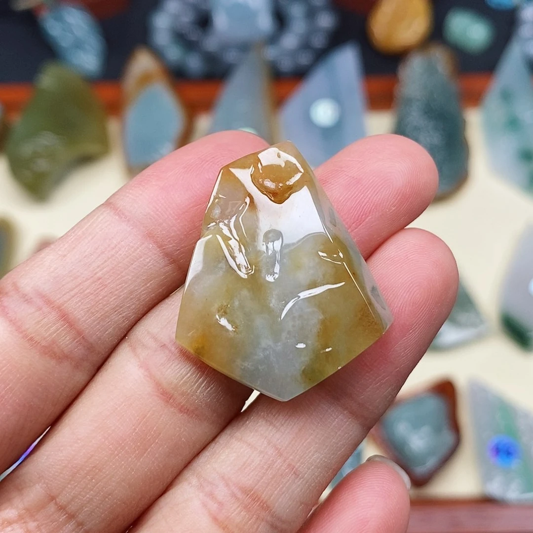 颈饰未镶嵌翡翠翡翠