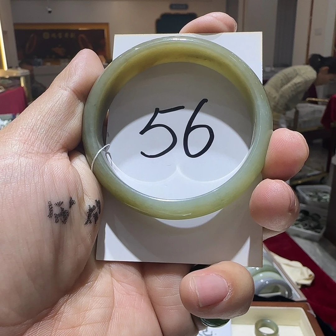 和田玉未镶嵌手镯989
