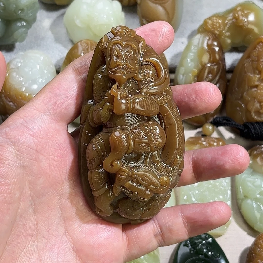 笛***子和田玉未镶嵌颈饰