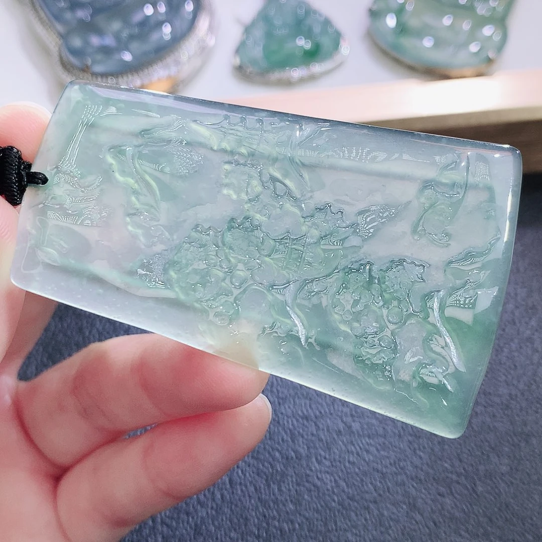 翡翠未镶嵌挂件翡翠