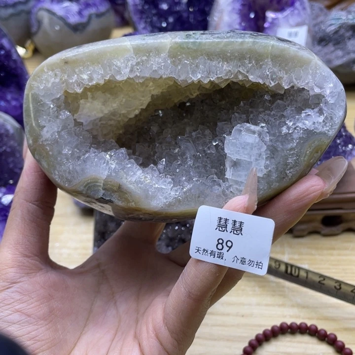 未镶嵌水晶大型摆件（非配饰）