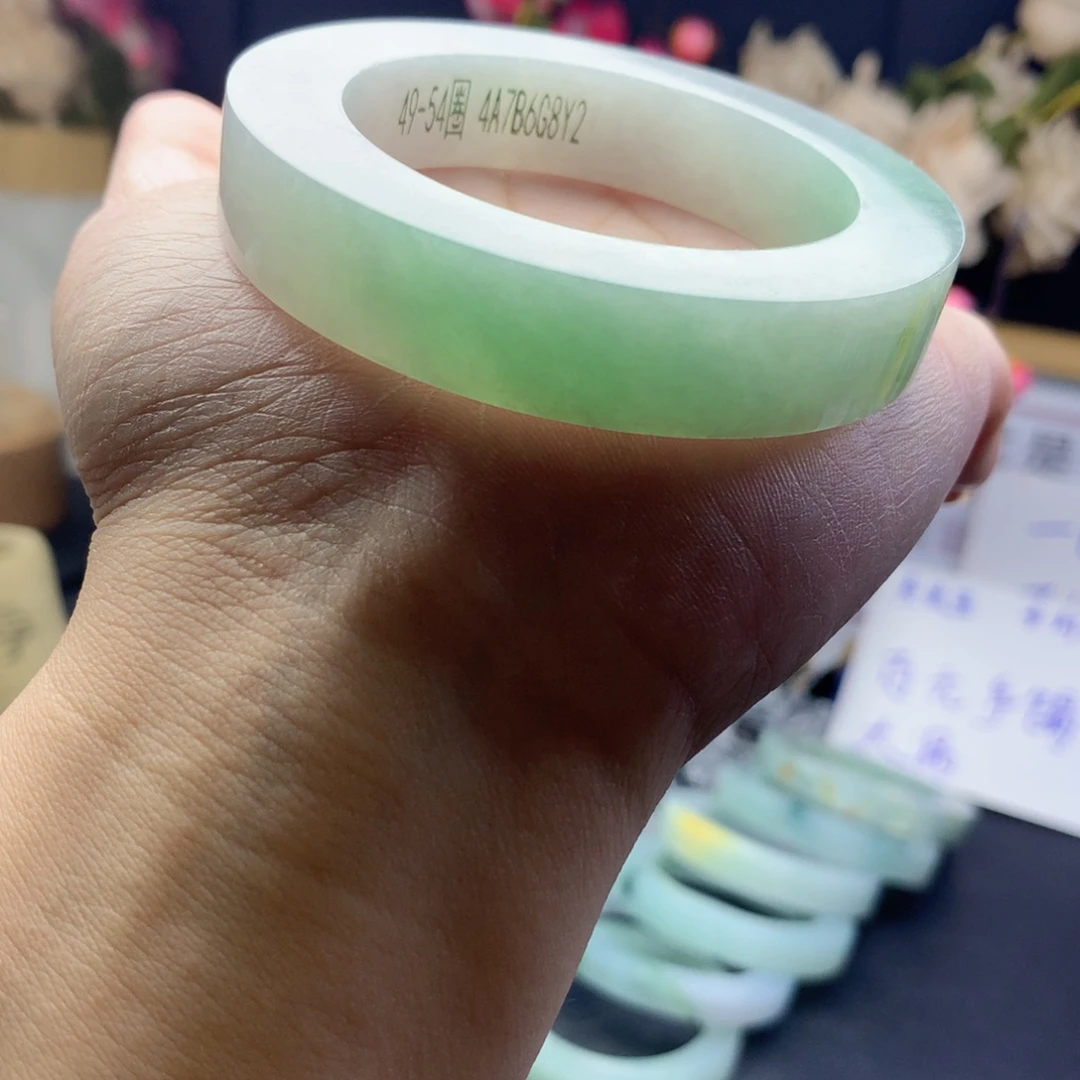 定制翡翠50-54未镶嵌
